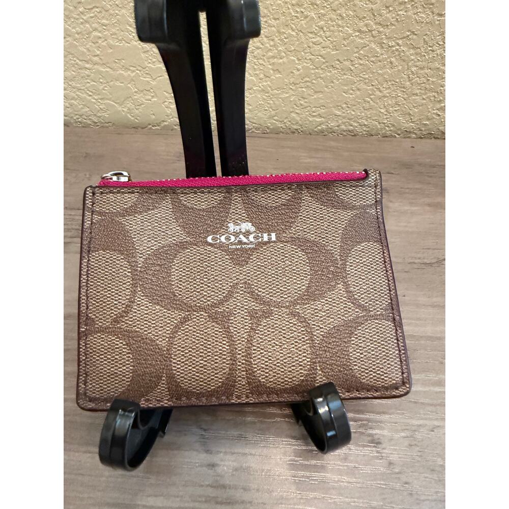 Coach Signature Zip Card Case ID Holder Keychain Brown Canvas Pink Interior
